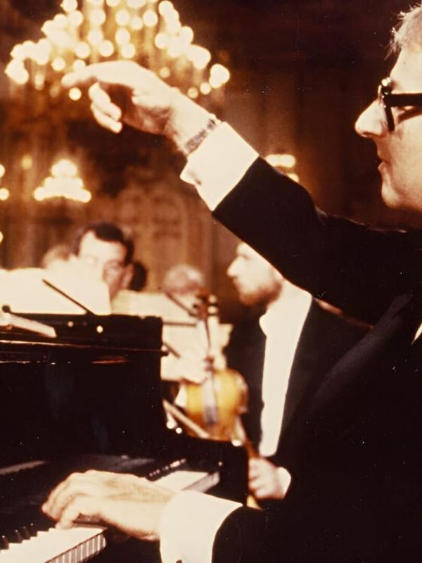 Mozart : Concerto pour piano n° 24 - André Previn