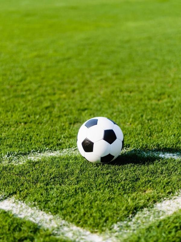 Au micro ! Une nouvelle voix pour le foot