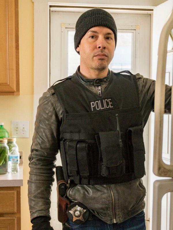 Chicago Police Department S5 E17