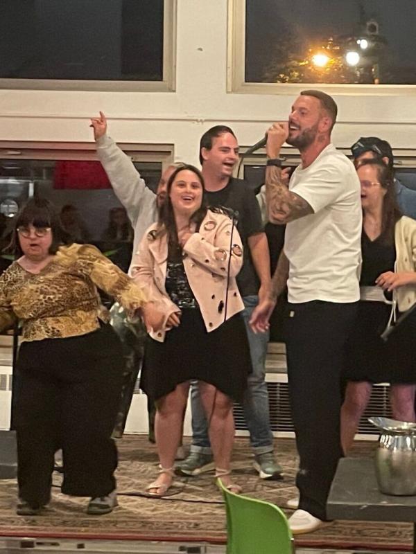 Sur la route avec Matt Pokora