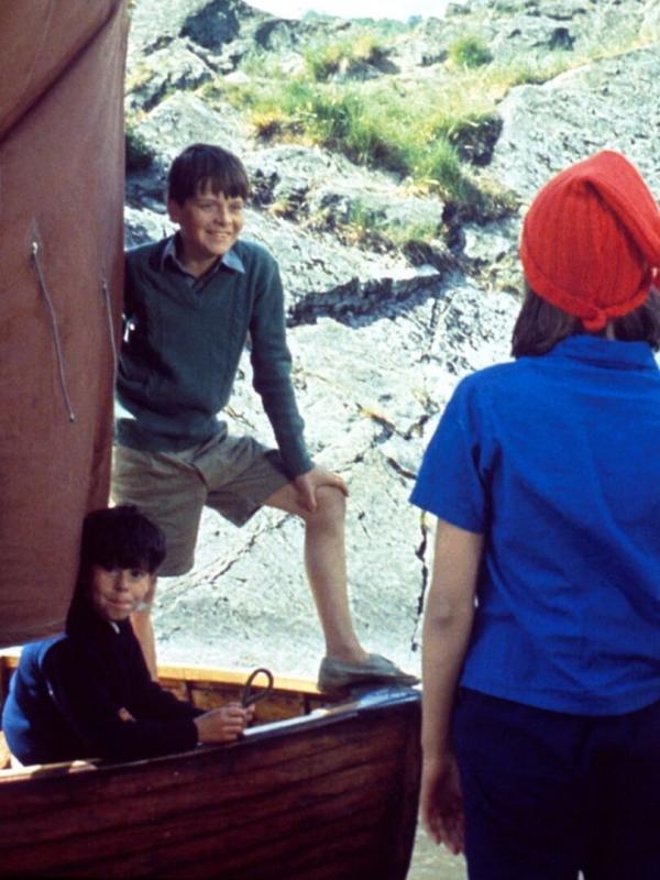 Hirondelles et Amazones