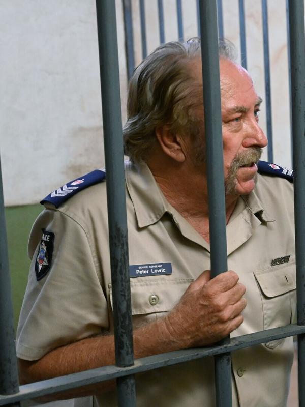 Mystery Road : les origines S1 E6