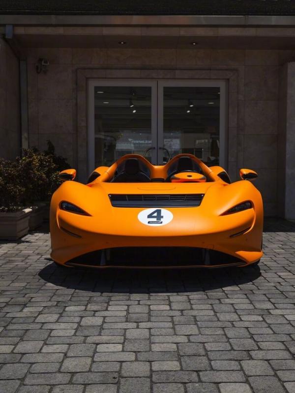 Voitures de luxe à tout prix