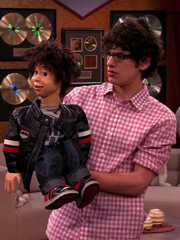 Victorious S4 E8