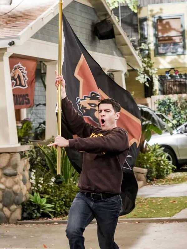 The Neighborhood S1 E18