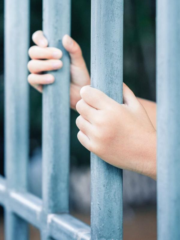 BRANDMERK - Kind van een Vermoorde Ouder