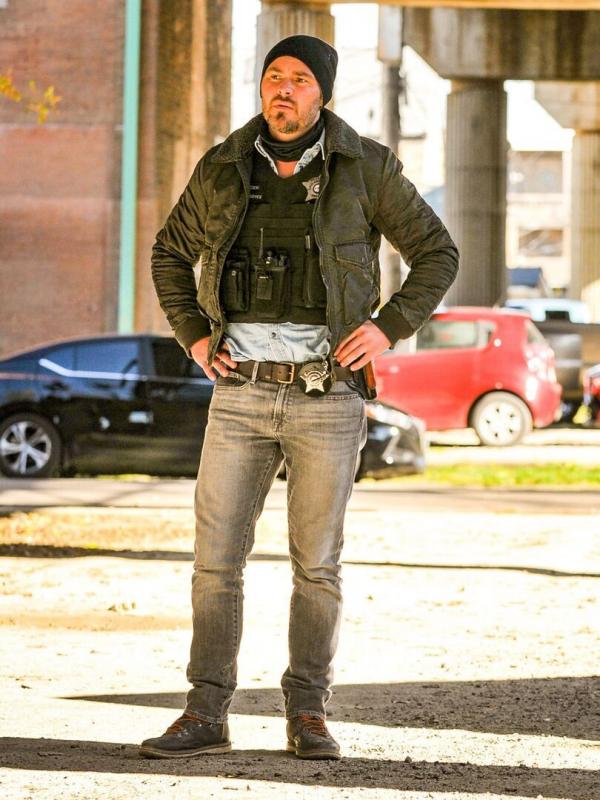 Chicago Police Department S8 E3