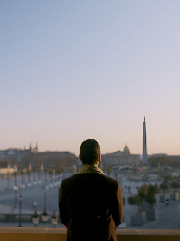 L'arnaqueur de Paris : Mensonges et gastronomie