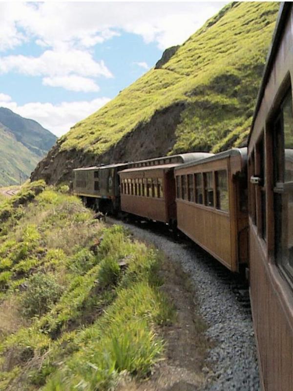 Mit dem Zug durch Ecuador