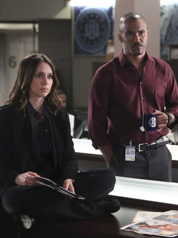 Esprits criminels S10 E21