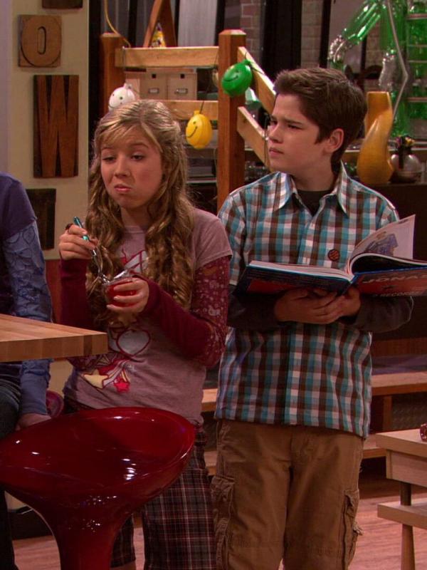 iCarly S1 E10