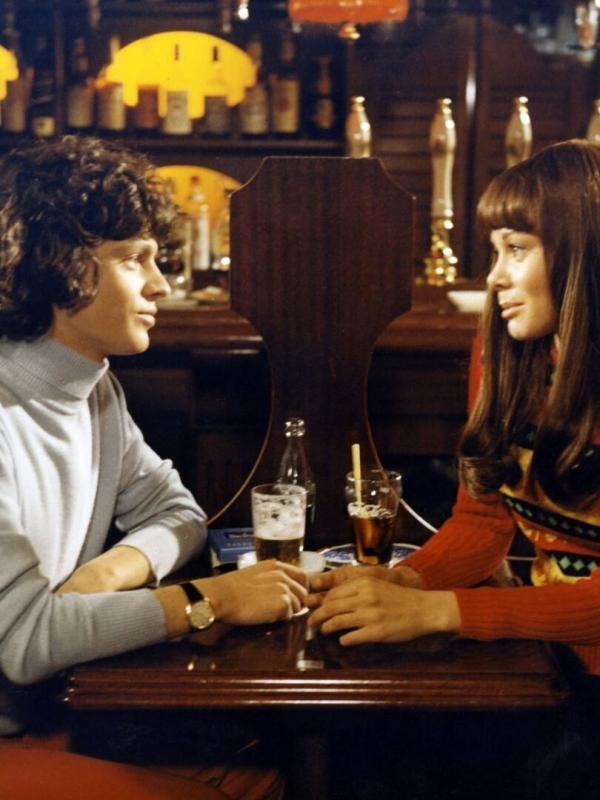 Les confidences érotiques d'un lit trop accueillant