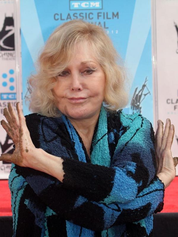 Close Up: Kim Novak - Hollywood's Rebel