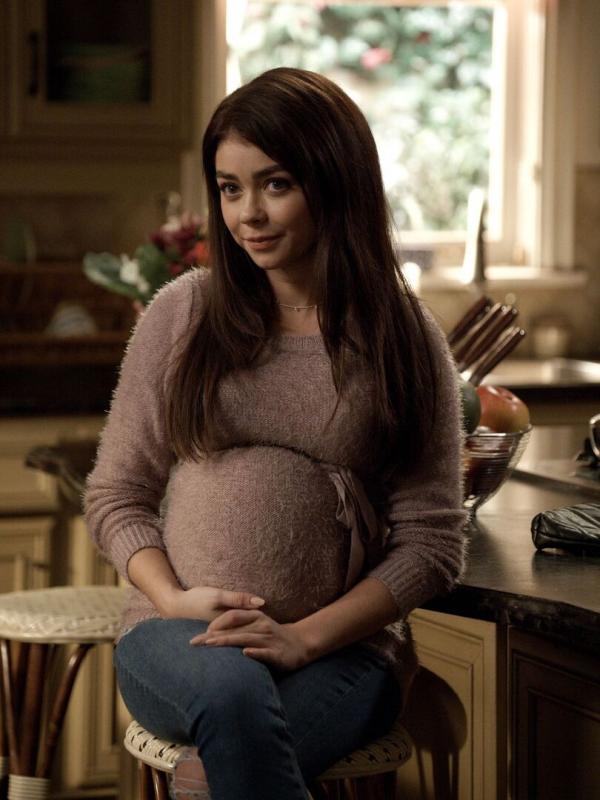 Modern Family S10 E15