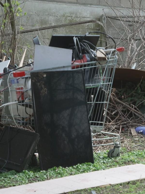 Guerre des voisins : ma vie est un enfer