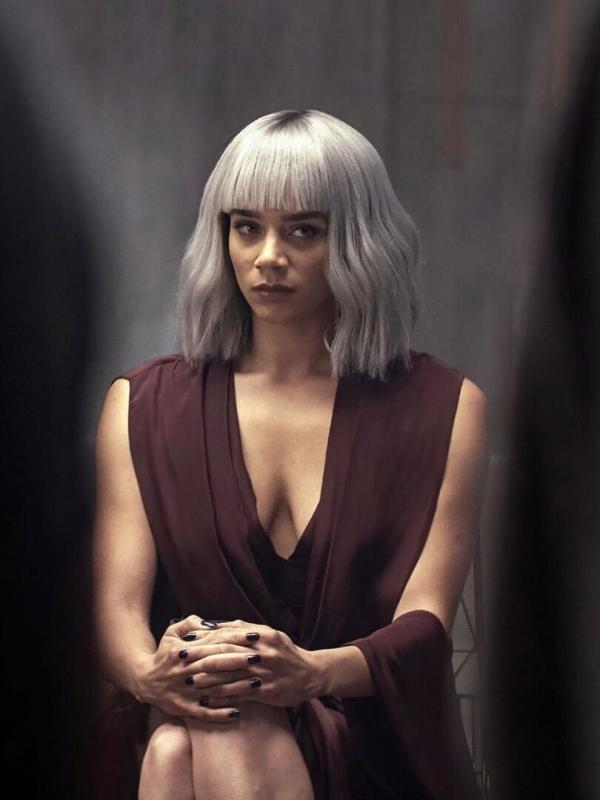 Brave New World S1 E6