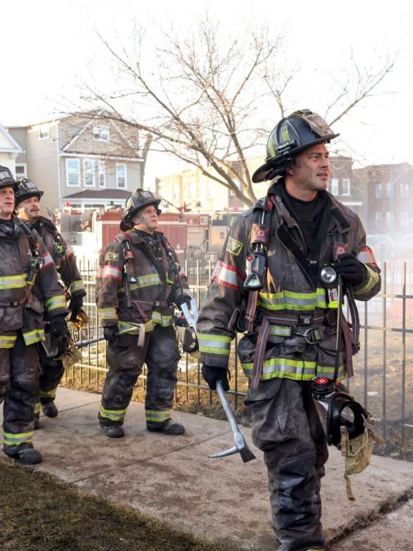 Chicago Fire S10 E13
