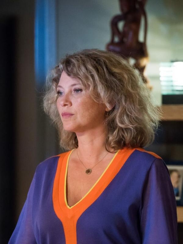 Candice Renoir S9 E1