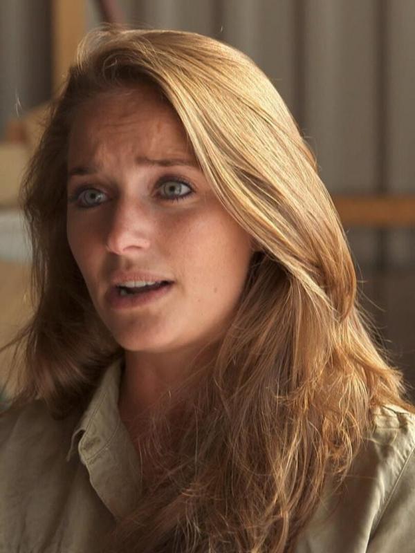 Achter Gesloten Deuren