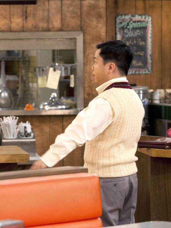 2 Broke Girls S2 E20