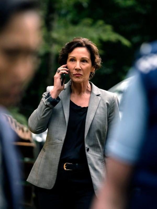 Mystic S1 E13