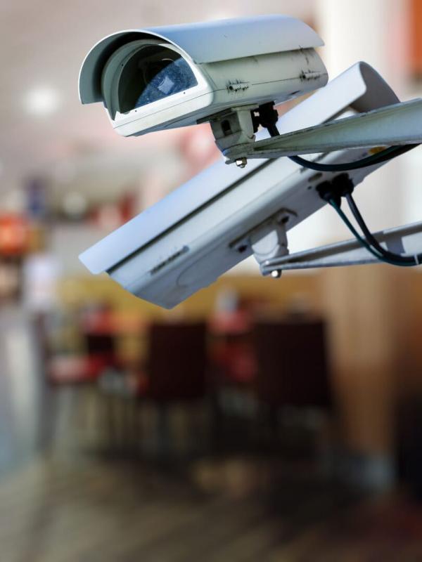 Meurtres sous surveillance
