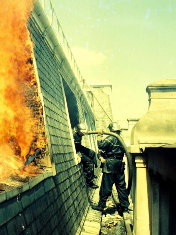 Au nom du devoir - Les sapeurs pompiers de Paris