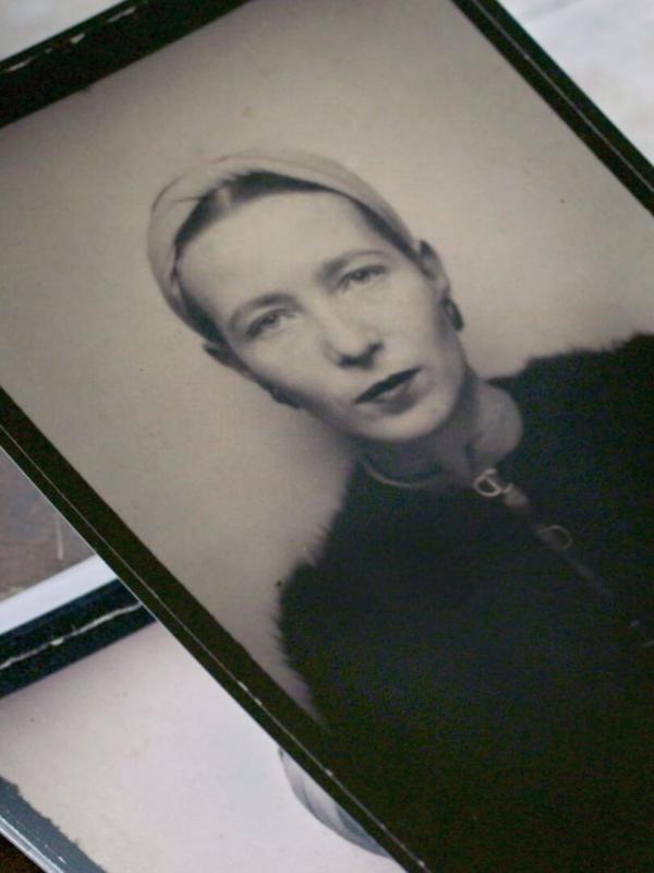 "Le deuxième sexe" : Sur les traces de Simone de Beauvoir