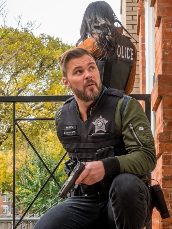 Chicago Police Department S7 E10