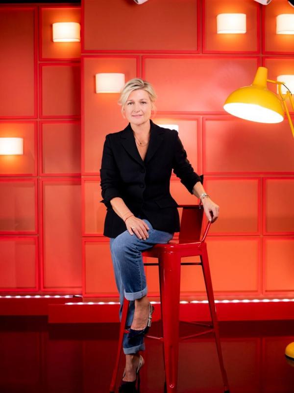 C à vous la suite