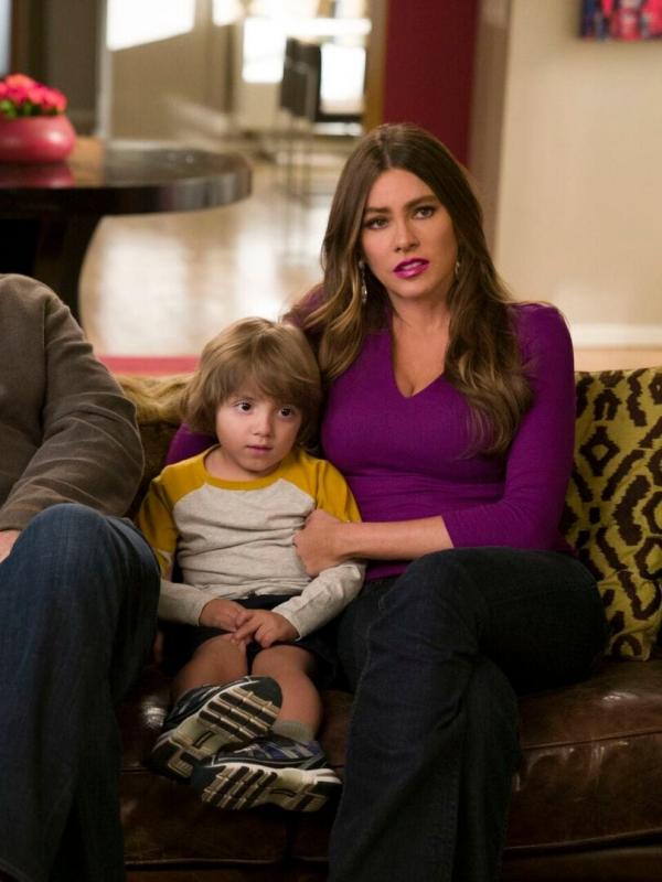 Modern Family S8 E13