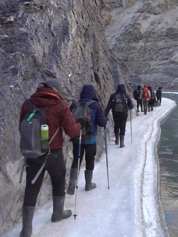 Chadar, le trek des glaces