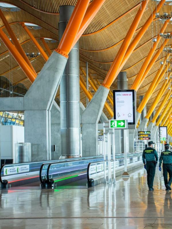 Douanes sous haute surveillance : Rome