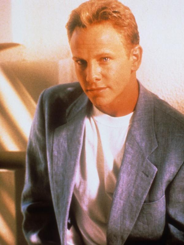 Beverly Hills, 90210 S8 E8