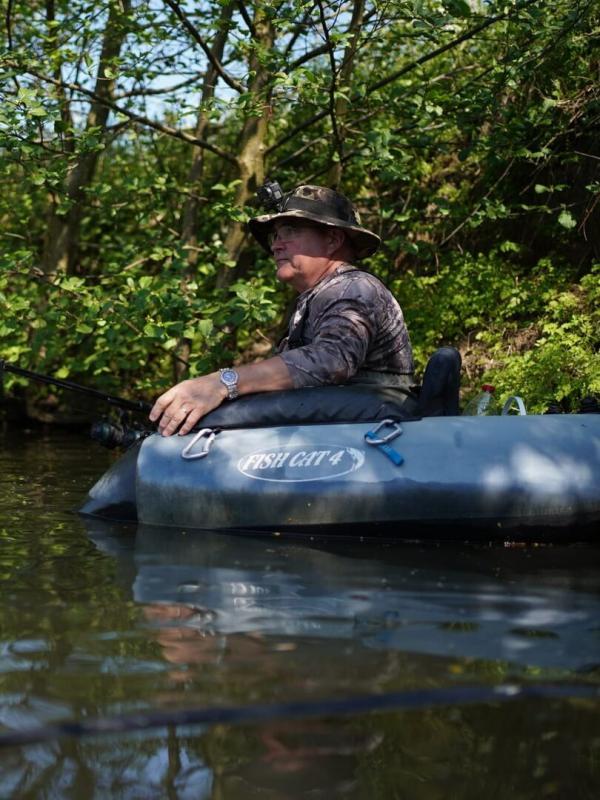 Carpes en float tube avec Eric Deboutrois