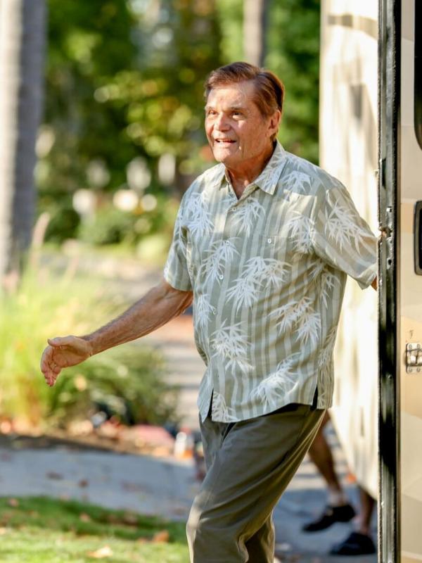 Modern Family S6 E12