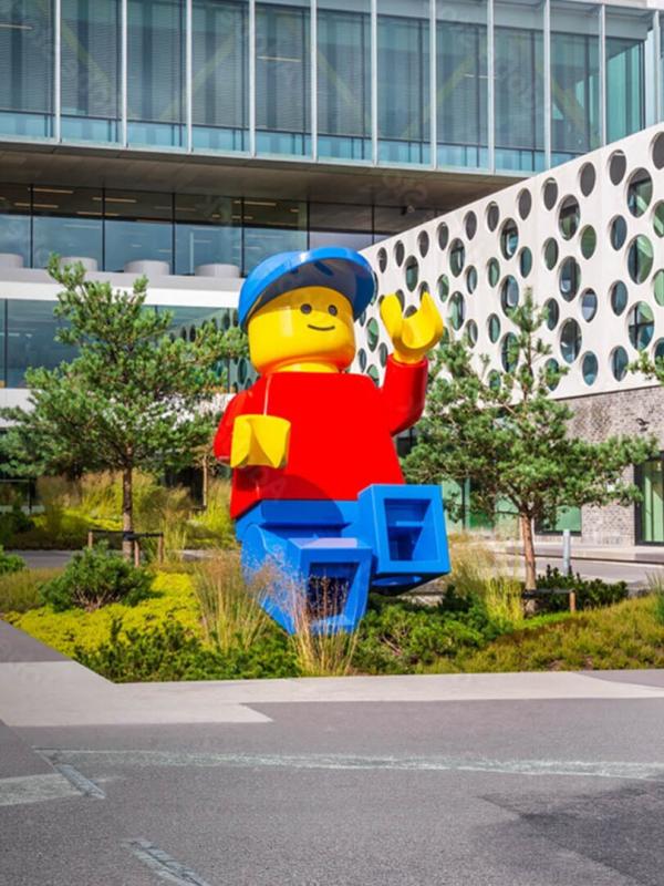 Inside Lego : le monde secret de la petite brique