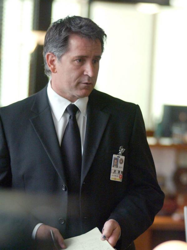 FBI : Portés Disparus S2 E19