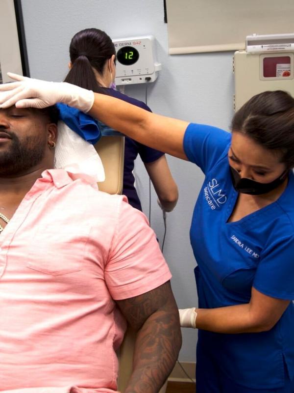 Dr Pimple Popper