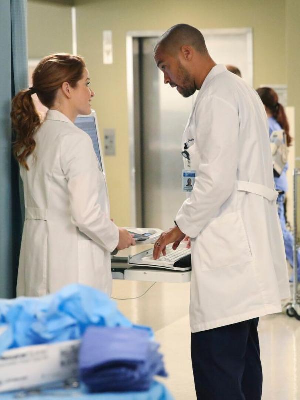 Grey's Anatomy S11 E1