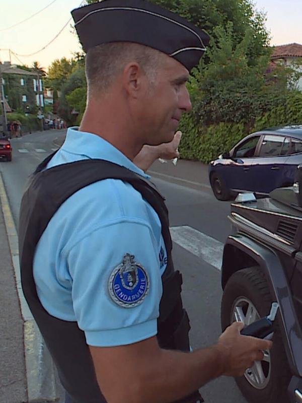 Enquête sous haute tension