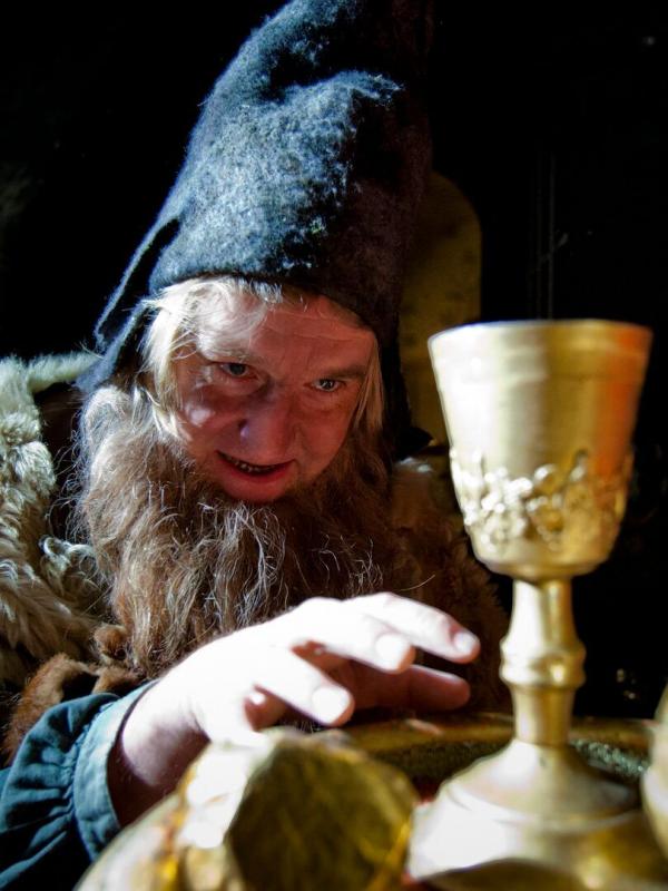 Schneeweißchen und Rosenrot