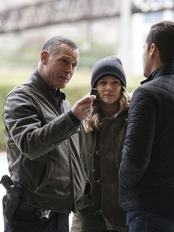 Chicago Police Department S5 E10