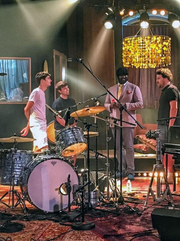 Gregory Porter and Metronomy - Paris