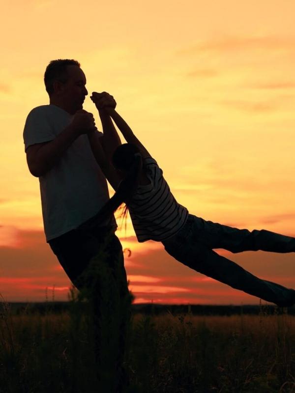 A la maison, papa sait tout faire