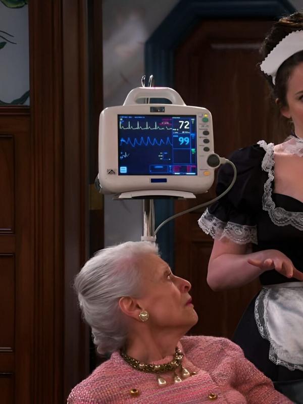 2 Broke Girls S5 E6