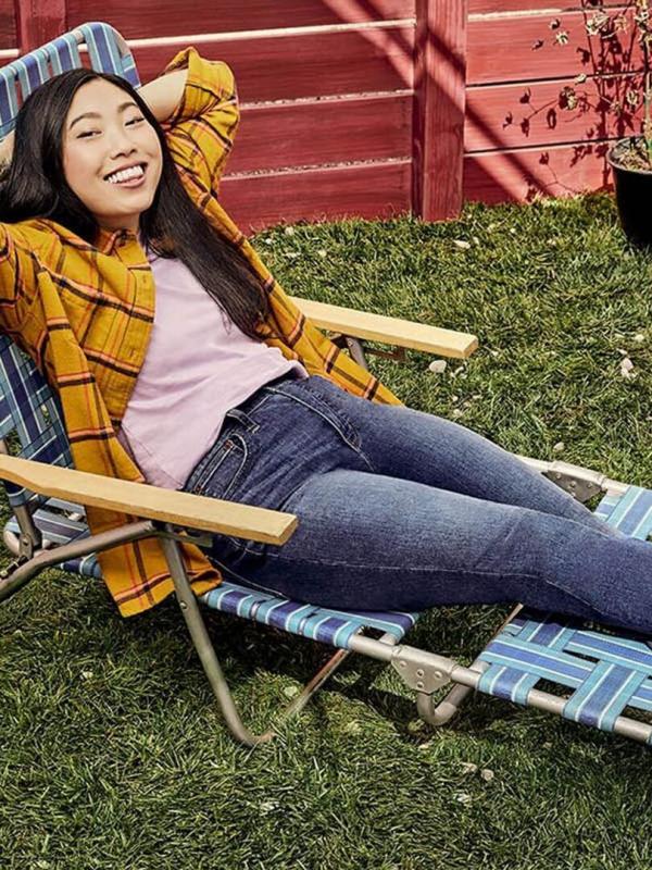 Awkwafina Is Nora from Queens S1 E3