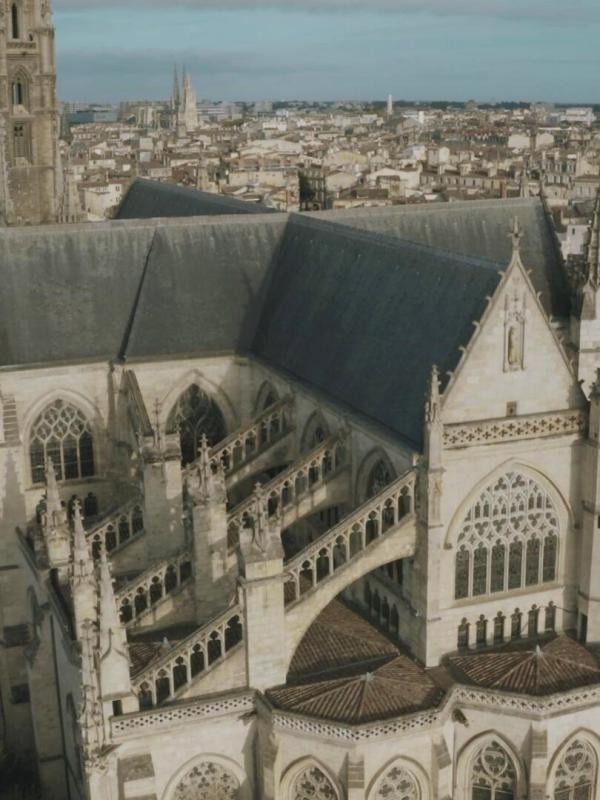 Dans les secrets des monuments de France