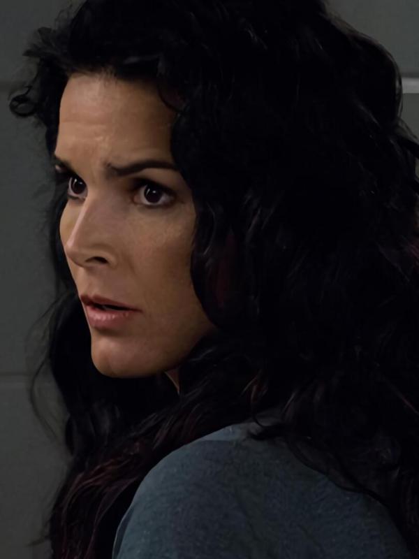 Rizzoli & Isles S4 E4