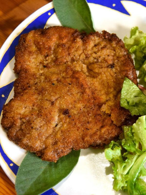 Golden, zart und voller Traditionen - Schnitzelvariationen in Europa